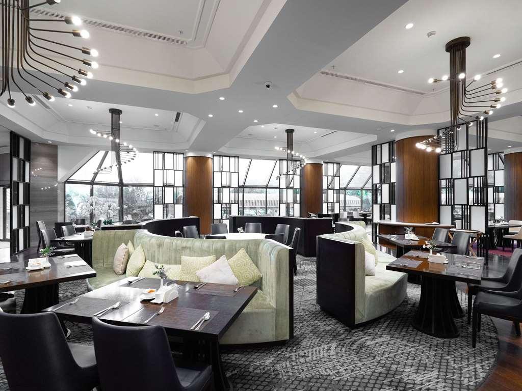 Moevenpick Hotel Taskent Restaurante foto
